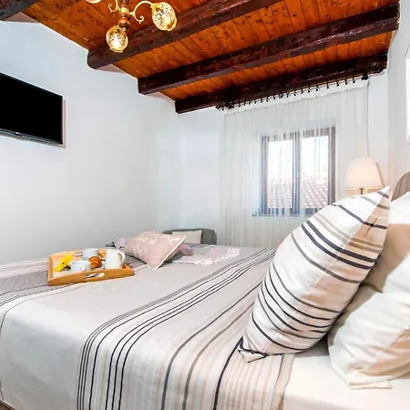 Two-bedroom Holiday In *