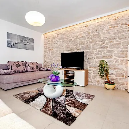 Two-bedroom Holiday In Дом отдыха Mrgani